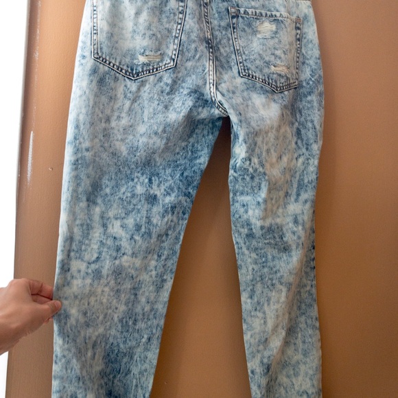 GARAGE NWOT boyfriend cut distressed jeans - Picture 3 of 4